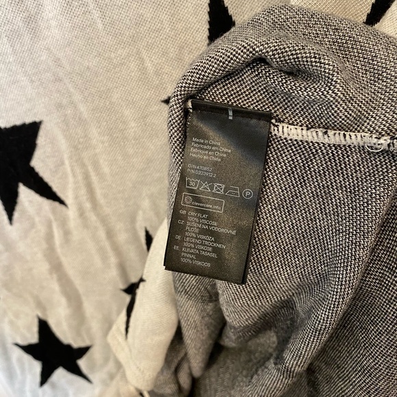 ⭐️Tunic sweater with side slits.⭐️ - Picture 5 of 5